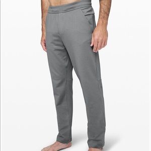 Lululemon men’s discipline pants